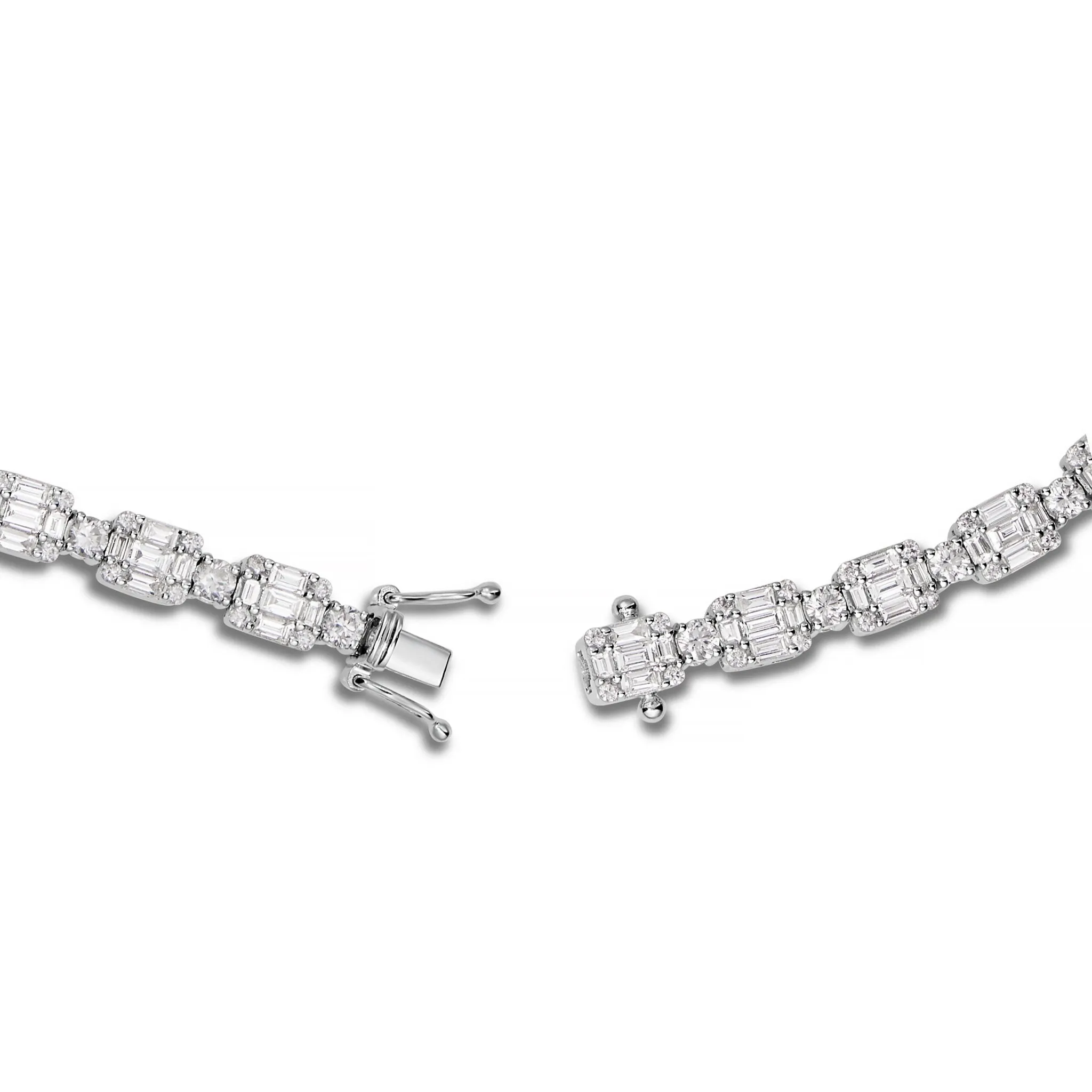 18K White Gold 8.2ct Baguette Diamond Bracelet