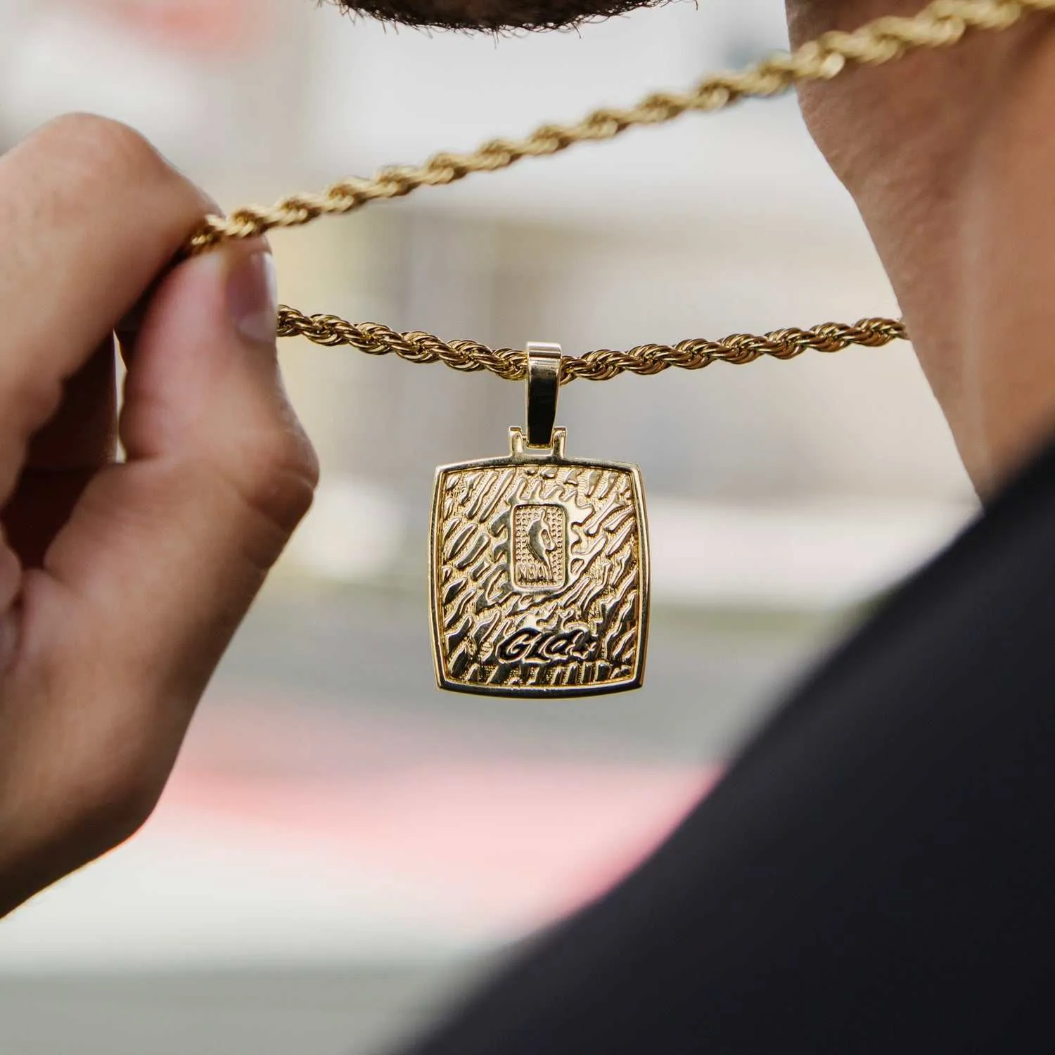 Brooklyn Nets Championship Pendant - Yellow Gold